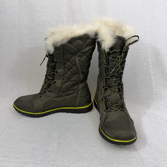 Sorel Cozy Cate Peat Moss Quilted Winter Lace-Up Boots - Picture 3 of 14